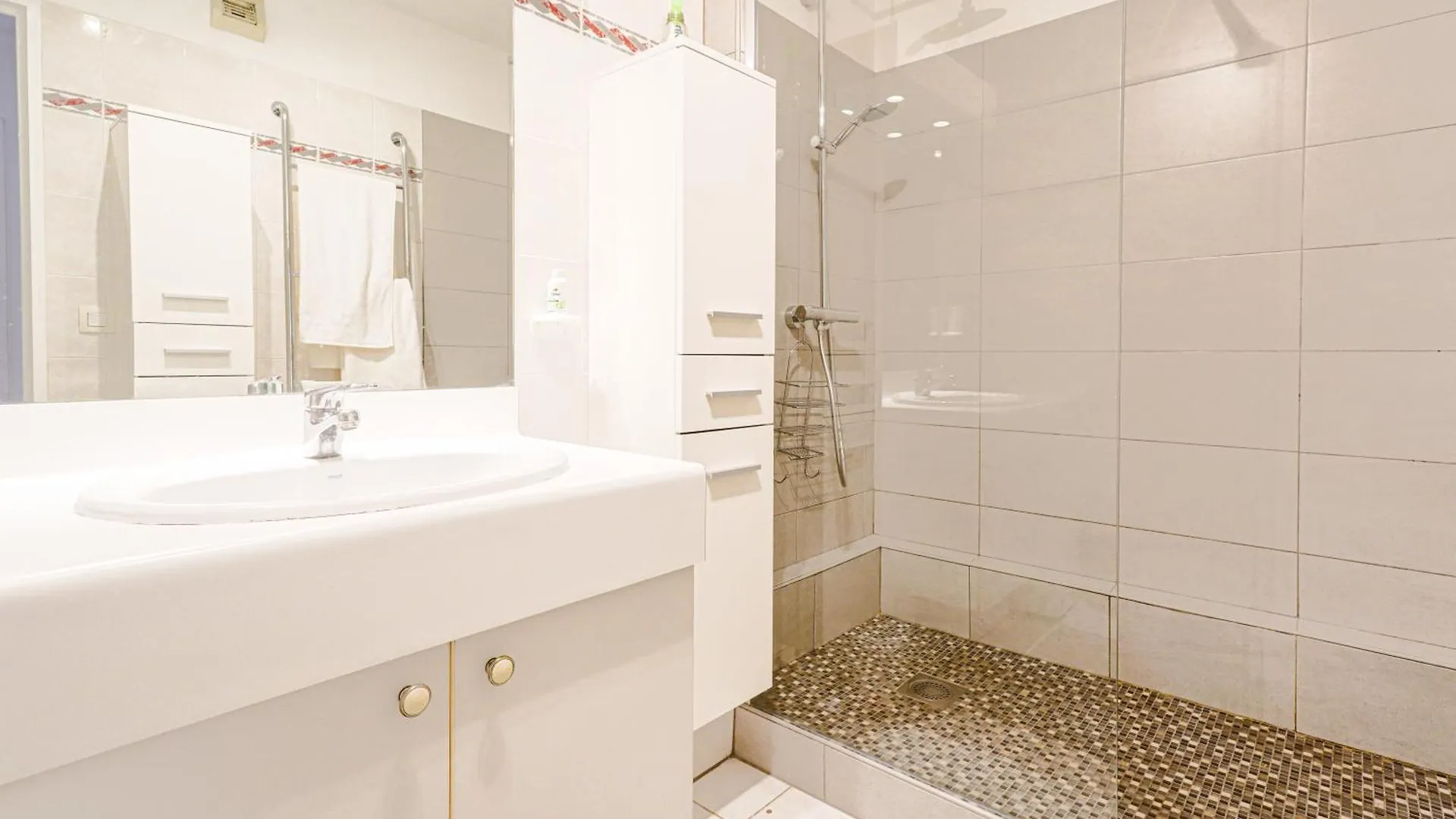 Appartamento 2 Pieces Coeur Vieux Nice Avec Stationnement